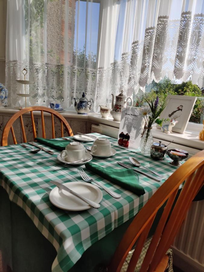Cameron Court B&B Flamborough Exteriör bild