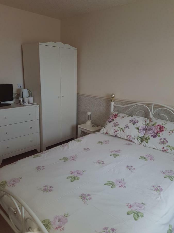Cameron Court B&B Flamborough Exteriör bild