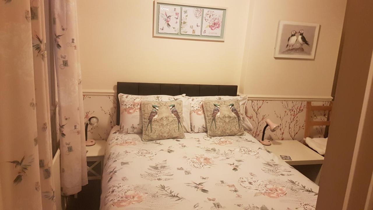 Cameron Court B&B Flamborough Exteriör bild